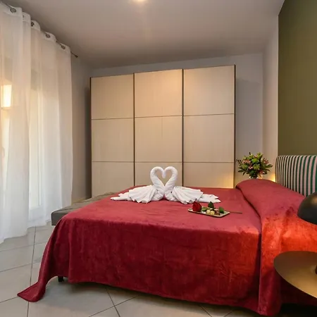 Cocktail Front Family Desenzanoloft Official Partner Homes & By Marriott Bonvoy Appartement *
