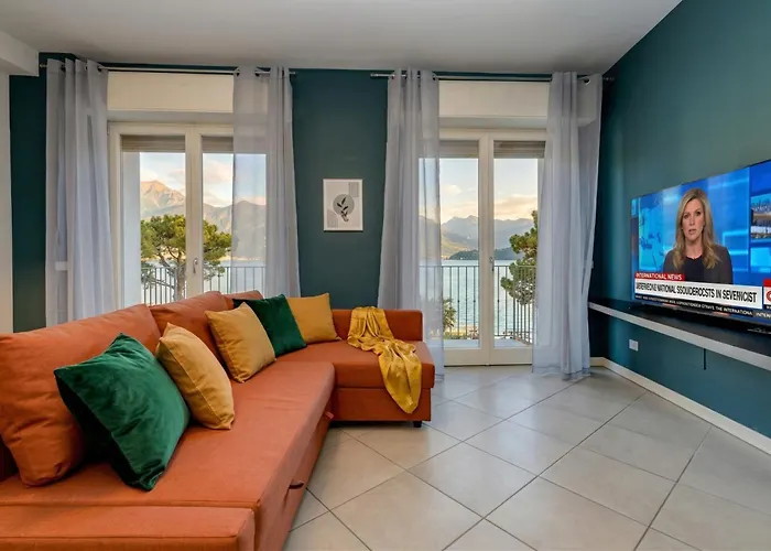 Cocktail Front Family Desenzanoloft Official Partner Homes & By Marriott Bonvoy Appartement Desenzano del Garda