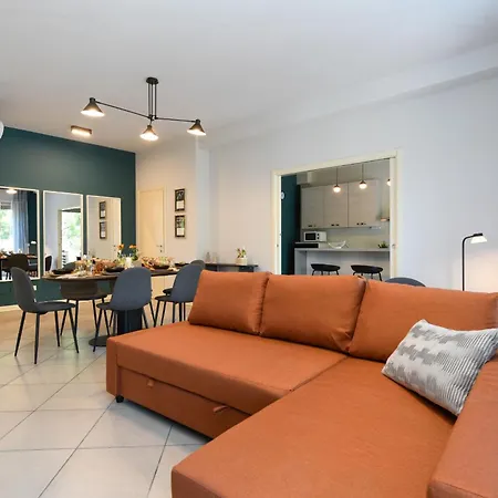 Desenzanoloft Official Partner Marriott Homes & - Cocktail Front Family * Desenzano del Garda